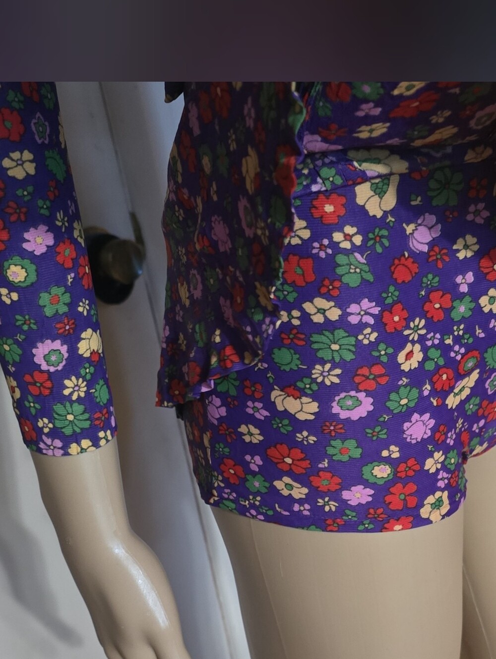 Vintage 1960's Purple Floral Long-Sleeve 2 Piece Playware - Picture 3 of 6